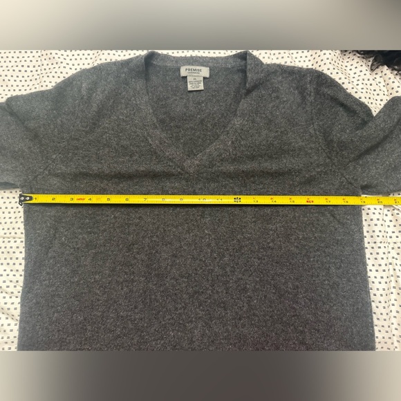 Cashmere Gray Vneck pull over Sweater XL #1252 - Picture 8 of 11